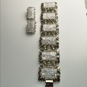Vintage thermoset lucite confetti Gold Cream Bracelet Earrings Set MCM glitter